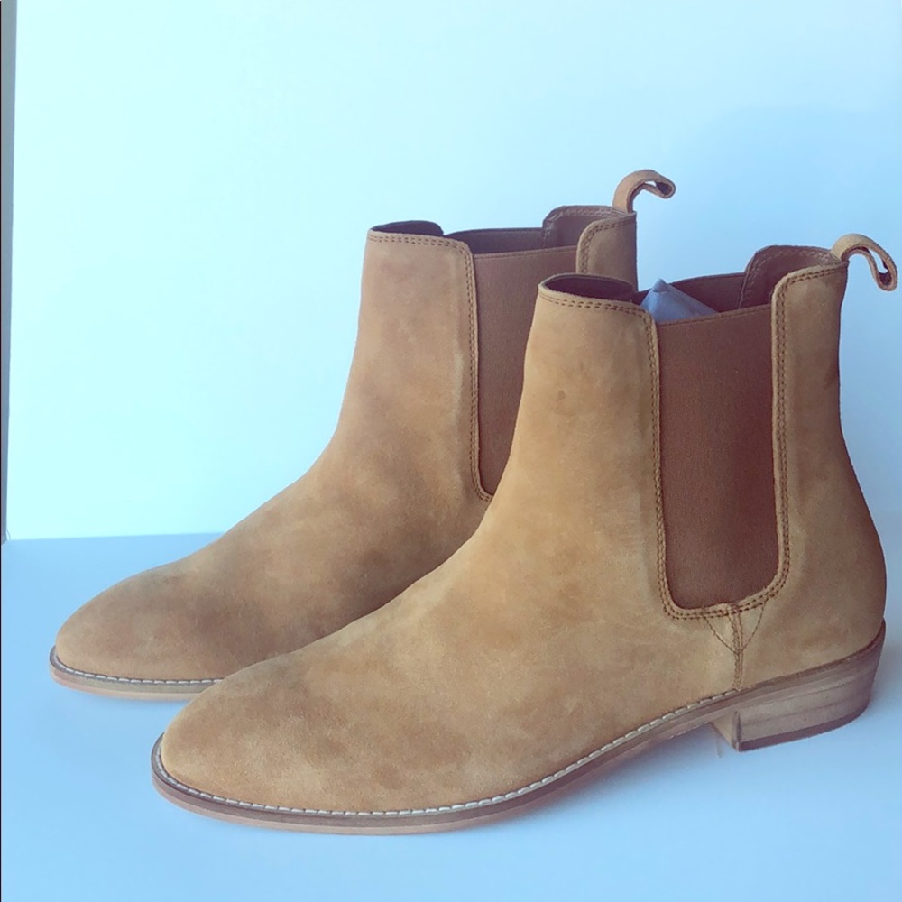 Urban Outfitters - Suede Chelsea Dress Boot